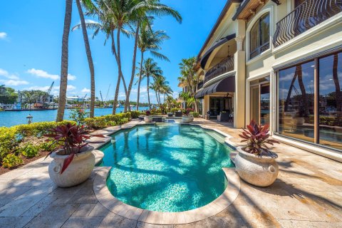 Villa ou maison à vendre à Lighthouse Point, Floride: 6 chambres, 630.71 m2 № 1175166 - photo 13