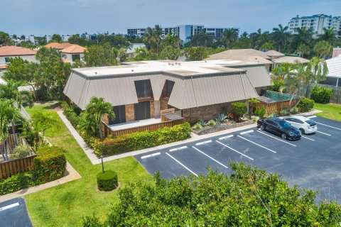 Adosado en venta en Jupiter, Florida, 2 dormitorios, 158.68 m2 № 1175205 - foto 13