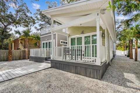 Villa ou maison à louer à Dunedin, Floride: 1 chambre, 36.79 m2 № 790104 - photo 1