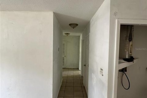 Immobilier commercial à vendre à Tampa, Floride: 189.52 m2 № 1369696 - photo 5