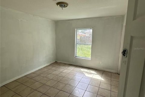 Immobilier commercial à vendre à Tampa, Floride: 189.52 m2 № 1369696 - photo 9