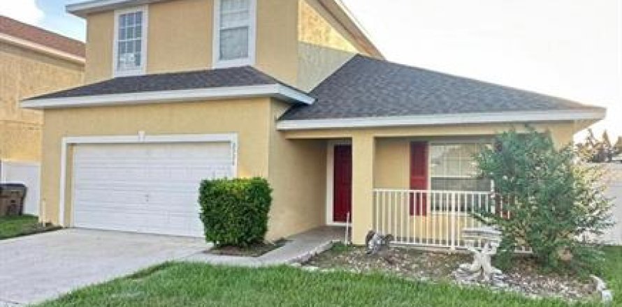 House in Kissimmee, Florida 4 bedrooms, 221.39 sq.m. № 1335567