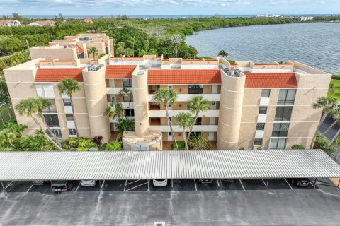 Condominio en venta en Jensen Beach, Florida, 2 dormitorios, 102.38 m2 № 938890 - foto 22