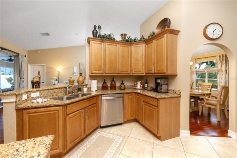 Casa en venta en Tarpon Springs, Florida, 3 dormitorios, 158.4 m2 № 1280042 - foto 11