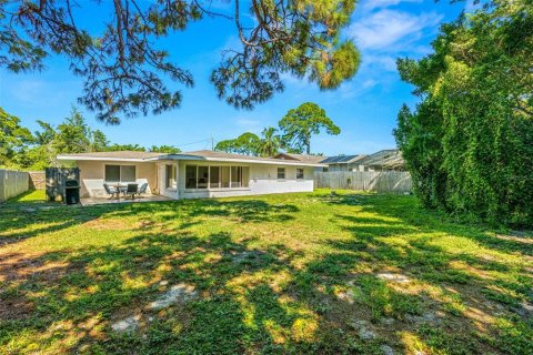 Villa ou maison à vendre à Bradenton, Floride: 3 chambres, 188.41 m2 № 1352795 - photo 29