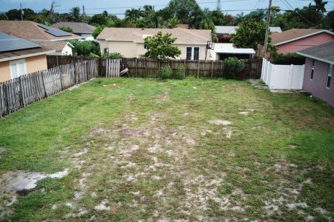 Купить земельный участок в Бойнтон-Бич, Флорида № 832954 - фото 5