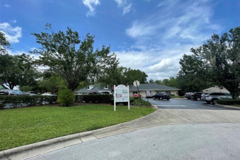 Propiedad comercial en alquiler en Ocala, Florida № 1351298 - foto 2