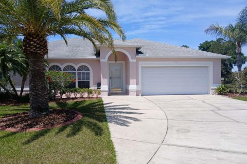 House in Kissimmee, Florida 3 bedrooms, 172.24 sq.m. № 1266346 - photo 2