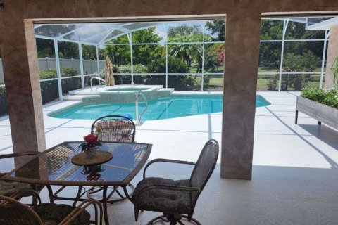 Casa en venta en Kissimmee, Florida, 3 dormitorios, 172.24 m2 № 1266346 - foto 19