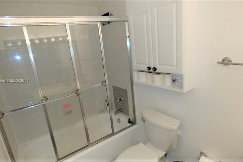 Copropriété à vendre à Miami Beach, Floride: 61.59 m2 № 1104094 - photo 10