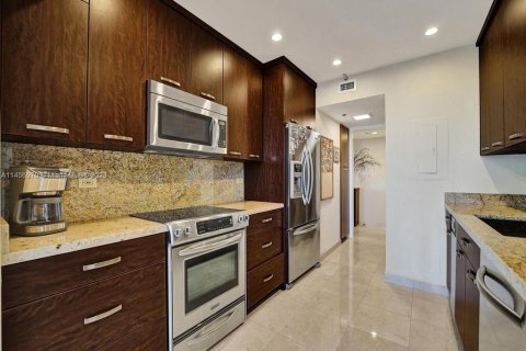 Copropriété à vendre à Aventura, Floride: 3 chambres, 220.27 m2 № 730359 - photo 26