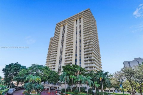 Condominio en venta en Aventura, Florida, 3 dormitorios, 220.27 m2 № 730359 - foto 15