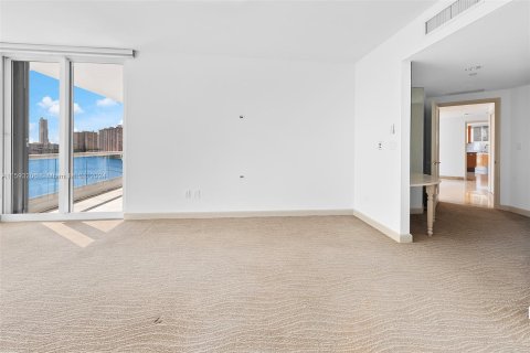 Condo in Aventura, Florida, 3 bedrooms  № 1233056 - photo 24