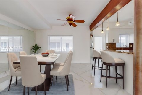 Condo in Miami Beach, Florida, 1 bedroom  № 1233055 - photo 10