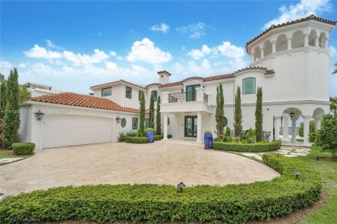 Villa ou maison à vendre à Miami, Floride: 5 chambres, 318.1 m2 № 1234774 - photo 6