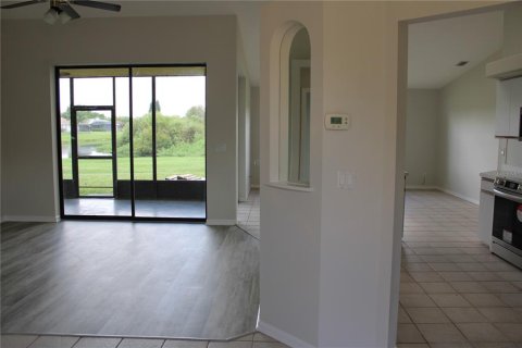 Villa ou maison à louer à Palmetto, Floride: 3 chambres, 150.41 m2 № 1346652 - photo 13