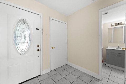 Villa ou maison à louer à Kissimmee, Floride: 4 chambres, 178 m2 № 1346695 - photo 2