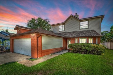 Villa ou maison à louer à Kissimmee, Floride: 4 chambres, 178 m2 № 1346695 - photo 1