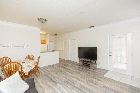 Copropriété à vendre à Tampa, Floride: 1 chambre, 71.63 m2 № 732346 - photo 3