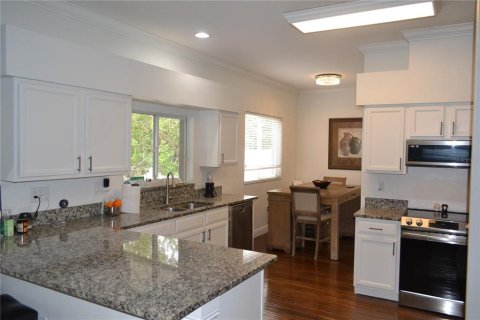 Casa en venta en Lutz, Florida, 4 dormitorios, 286.05 m2 № 1017373 - foto 25