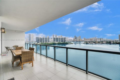 Condo in Aventura, Florida, 3 bedrooms  № 967386 - photo 2