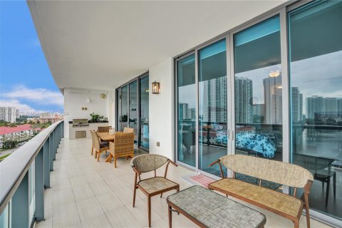 Condo in Aventura, Florida, 3 bedrooms  № 967386 - photo 24