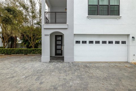 Touwnhouse à louer à Tampa, Floride: 3 chambres, 262.36 m2 № 1358074 - photo 2