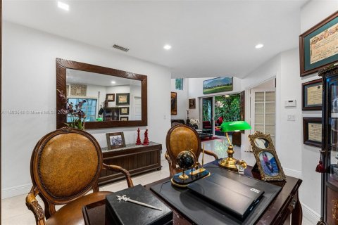 Casa en venta en Weston, Florida, 4 dormitorios, 156.54 m2 № 980795 - foto 15