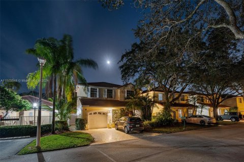 Casa en venta en Weston, Florida, 4 dormitorios, 156.54 m2 № 980795 - foto 2