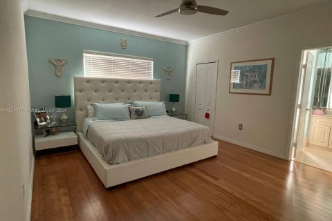 Купить виллу или дом в Майами-Лейкс, Флорида 4 спальни, 189.89м2, № 1013563 - фото 10