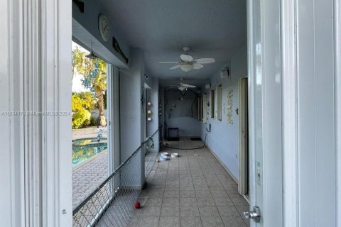 Купить виллу или дом в Майами-Лейкс, Флорида 4 спальни, 189.89м2, № 1013563 - фото 11