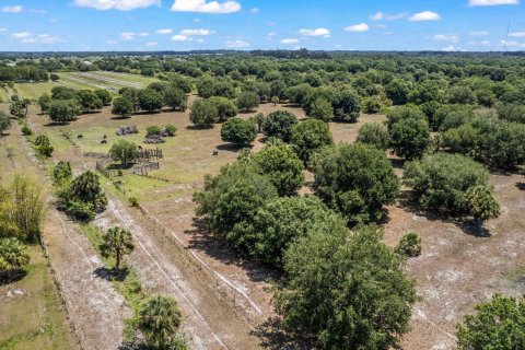 Land in Vero Beach, Florida № 1207918 - photo 10