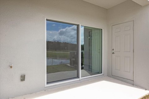 Townhouse in Kissimmee, Florida 2 bedrooms, 110.27 sq.m. № 1371171 - photo 27