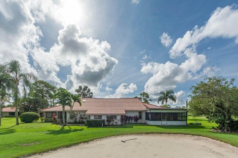 Villa ou maison à louer à West Palm Beach, Floride: 2 chambres, 144.09 m2 № 870926 - photo 6