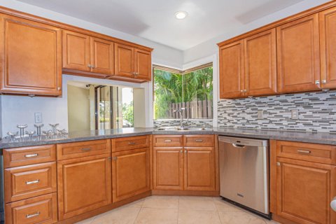 Villa ou maison à louer à West Palm Beach, Floride: 2 chambres, 144.09 m2 № 870926 - photo 29