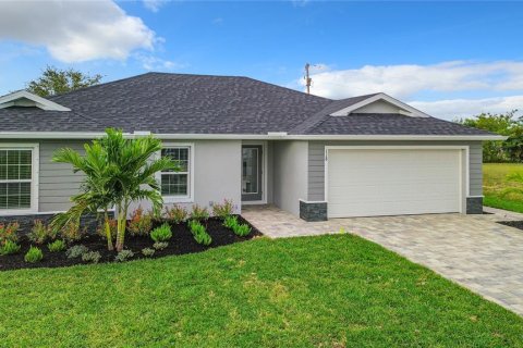 Casa en venta en Punta Gorda, Florida, 4 dormitorios, 168.06 m2 № 1144426 - foto 1