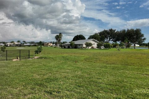 House in Punta Gorda, Florida 4 bedrooms, 168.06 sq.m. № 1144426 - photo 24