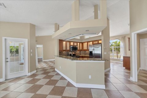 Casa en venta en North Port, Florida, 3 dormitorios, 172.8 m2 № 1106484 - foto 15