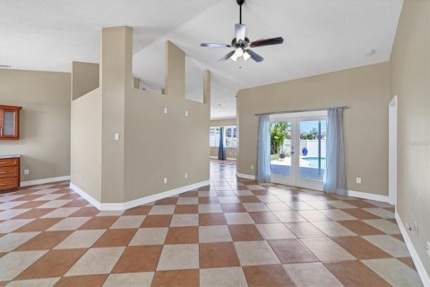 Villa ou maison à vendre à North Port, Floride: 3 chambres, 172.8 m2 № 1106484 - photo 5