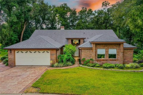 Villa ou maison à vendre à DeLand, Floride: 4 chambres, 225.1 m2 № 1404902 - photo 1