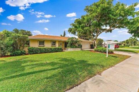 Villa ou maison à vendre à North Palm Beach, Floride: 4 chambres, 248.61 m2 № 1173010 - photo 1