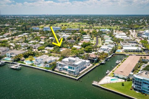 Casa en venta en North Palm Beach, Florida, 4 dormitorios, 248.61 m2 № 1173010 - foto 18