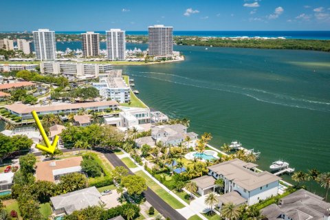 Villa ou maison à vendre à North Palm Beach, Floride: 4 chambres, 248.61 m2 № 1173010 - photo 6