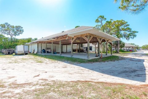 Commercial property in Englewood, Florida 529.54 sq.m. № 228077 - photo 8