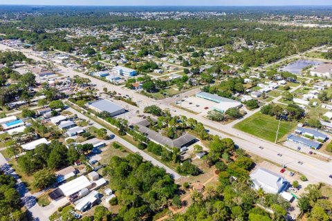 Immobilier commercial à louer à Englewood, Floride: 529.54 m2 № 228078 - photo 22