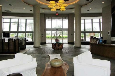 Copropriété à vendre à Plantation, Floride: 2 chambres, 108.23 m2 № 1078338 - photo 3