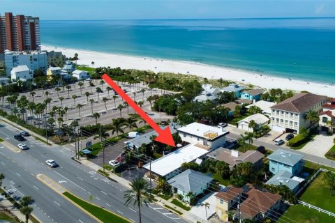 Hotel en venta en Redington Shores, Florida, 392.98 m2 № 1352836 - foto 3