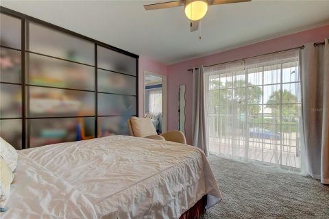 Hôtel, hôtellerie à vendre à Redington Shores, Floride: 392.98 m2 № 1352836 - photo 28