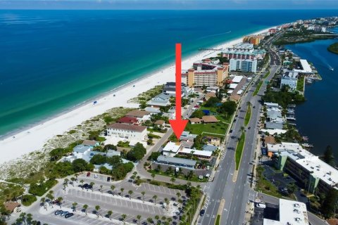 Hotel en venta en Redington Shores, Florida, 392.98 m2 № 1352836 - foto 5