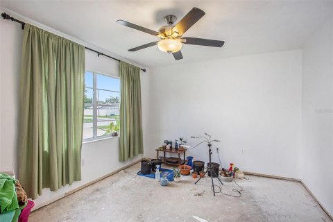 Casa en venta en Palm Harbor, Florida, 2 dormitorios, 103.77 m2 № 1352835 - foto 8